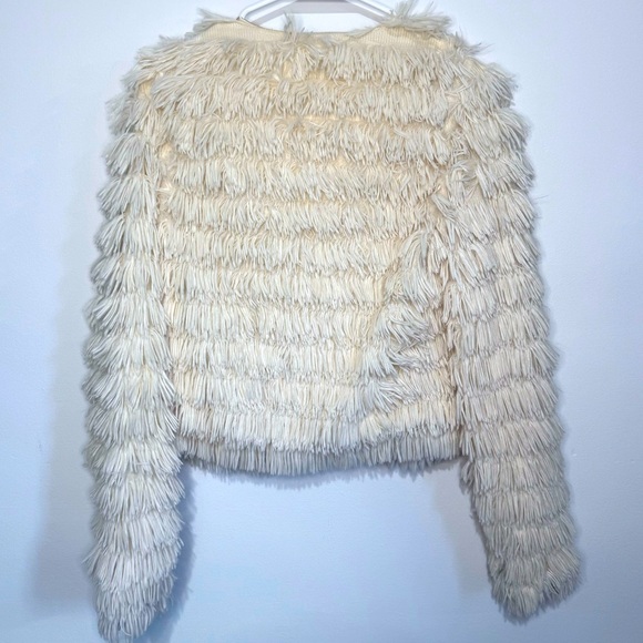 Elegant Cream Fringe Jacket - Picture 3 of 3